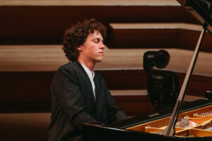 Nikola Meeuwsen